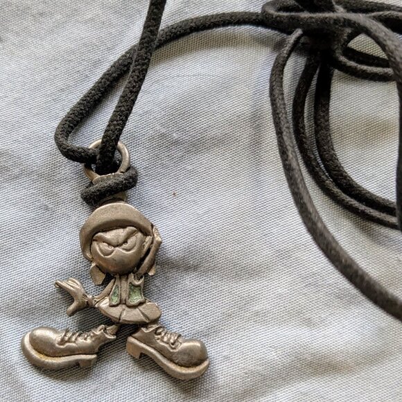 Vintage Marvin the Martian Pewter Pendant Leather Necklaces and Enamel Earrings - Picture 4 of 9